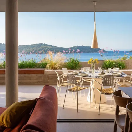 Stunning Home In Vis With Sauna *