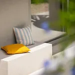 Stunning Home In Vis With Sauna Holiday home