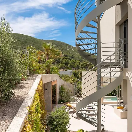 Stunning Home In Vis With Sauna * וויס