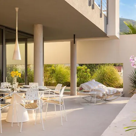 בית נופש Stunning Home In Vis With Sauna
